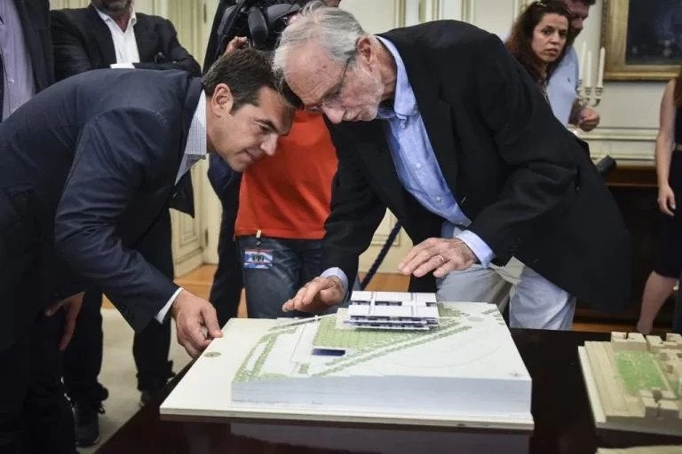 Παρακαλάει ο Τσίπρας: «Περιμένουμε αύριο μια απόφαση για τη ρύθμιση του ελληνικού χρέους»